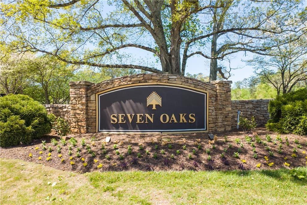 5530 Preserve Circle