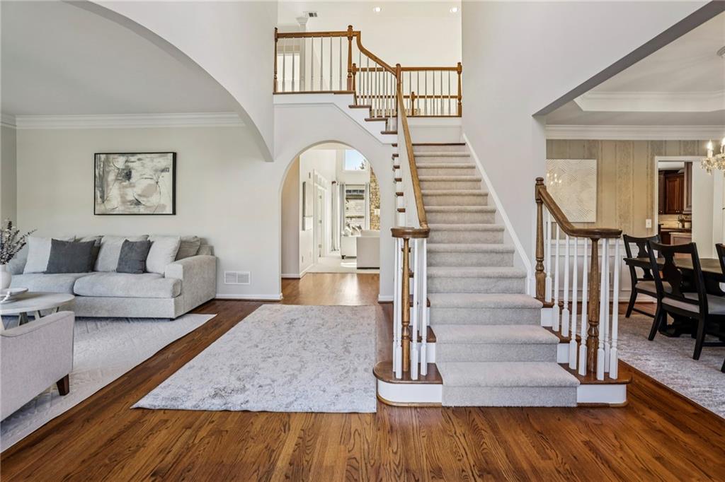 5530 Preserve Circle