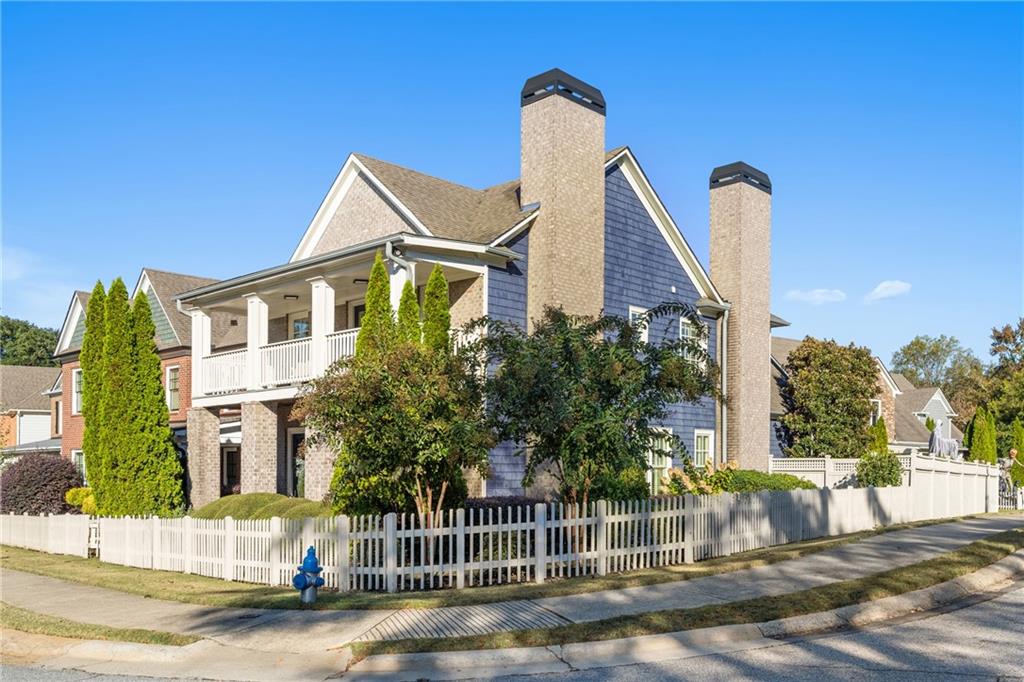 3086 Nichols Street SE