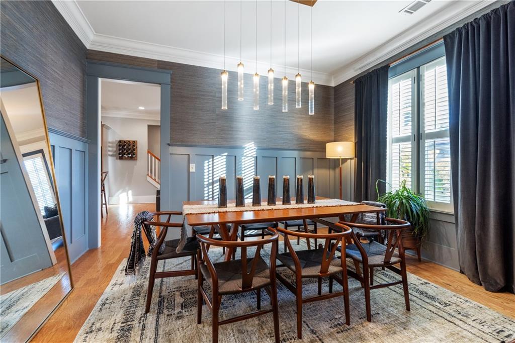 3086 Nichols Street SE