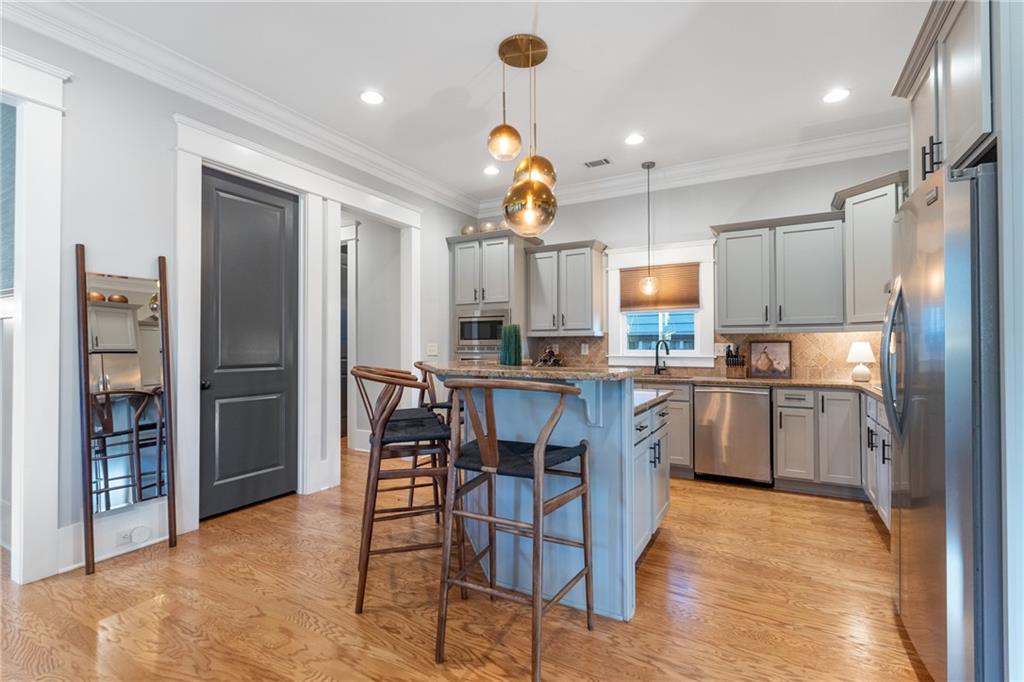 3086 Nichols Street SE