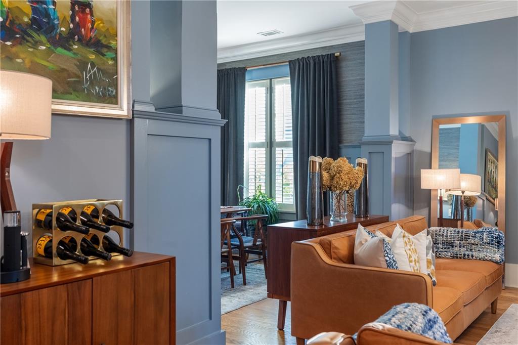 3086 Nichols Street SE