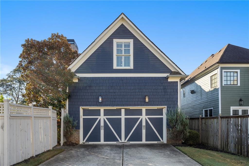 3086 Nichols Street SE