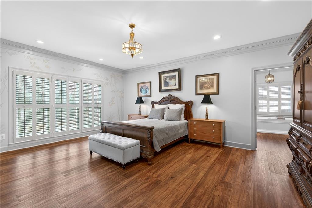 464 Manor Oak Lane SE