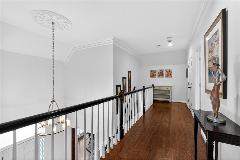 464 Manor Oak Lane SE