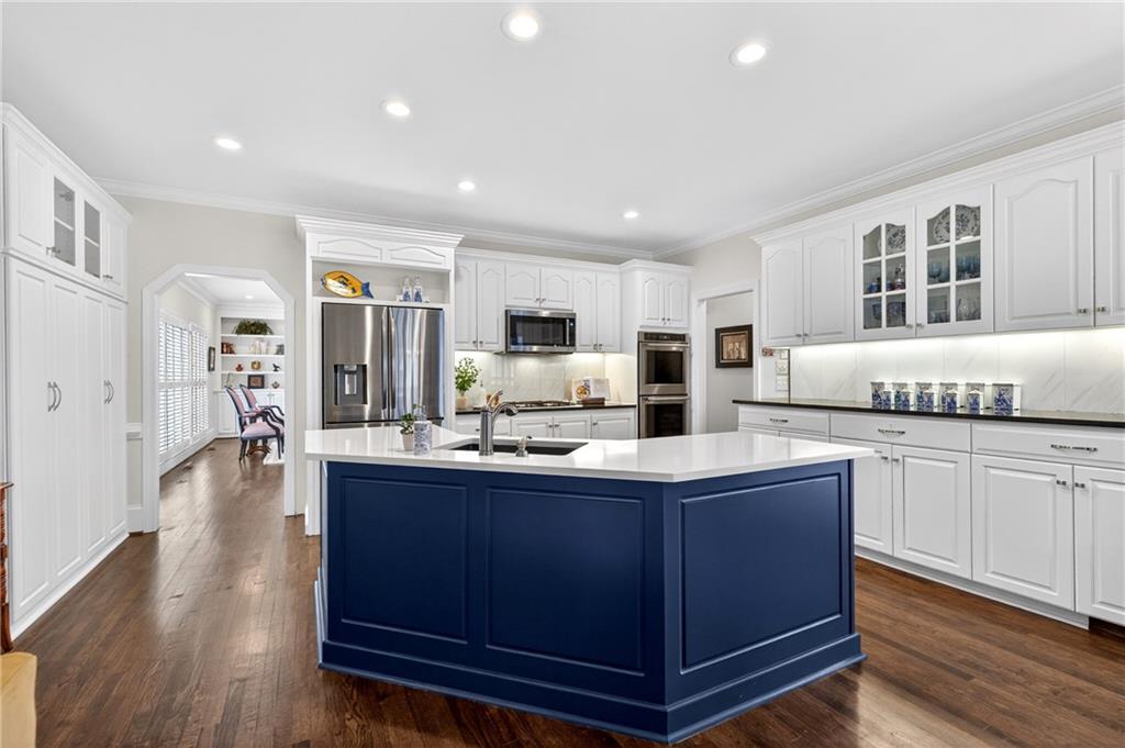 464 Manor Oak Lane SE