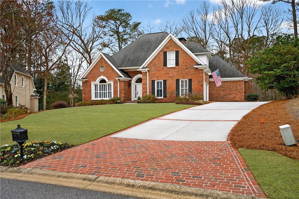 464 Manor Oak Lane SE