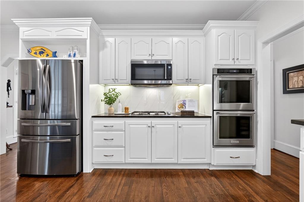 464 Manor Oak Lane SE