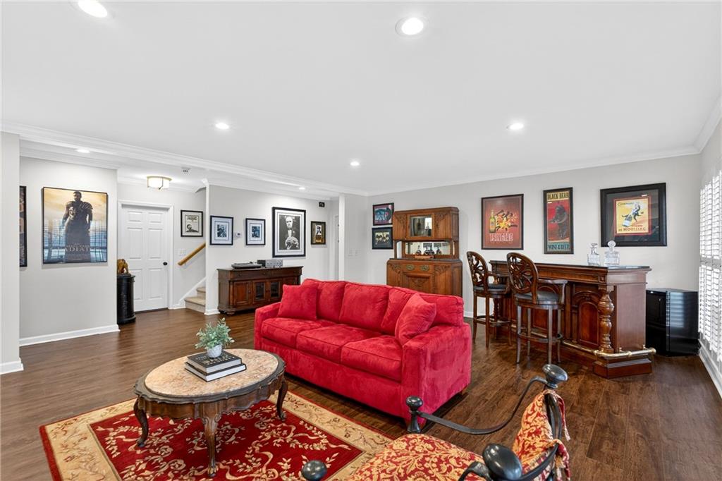 464 Manor Oak Lane SE