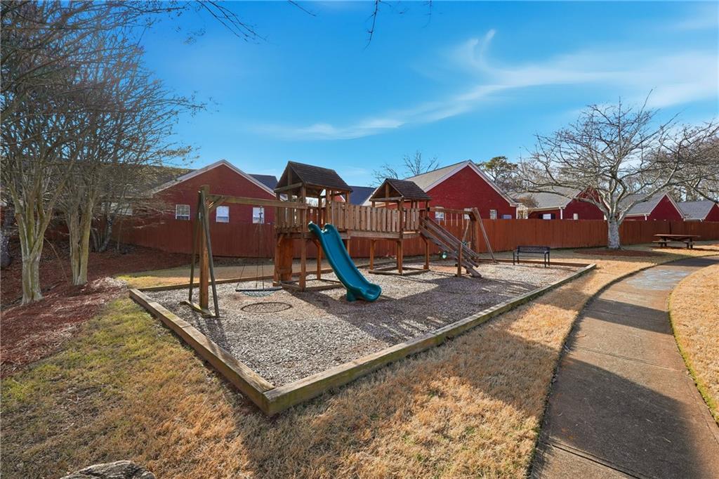 529 Mirramont Place