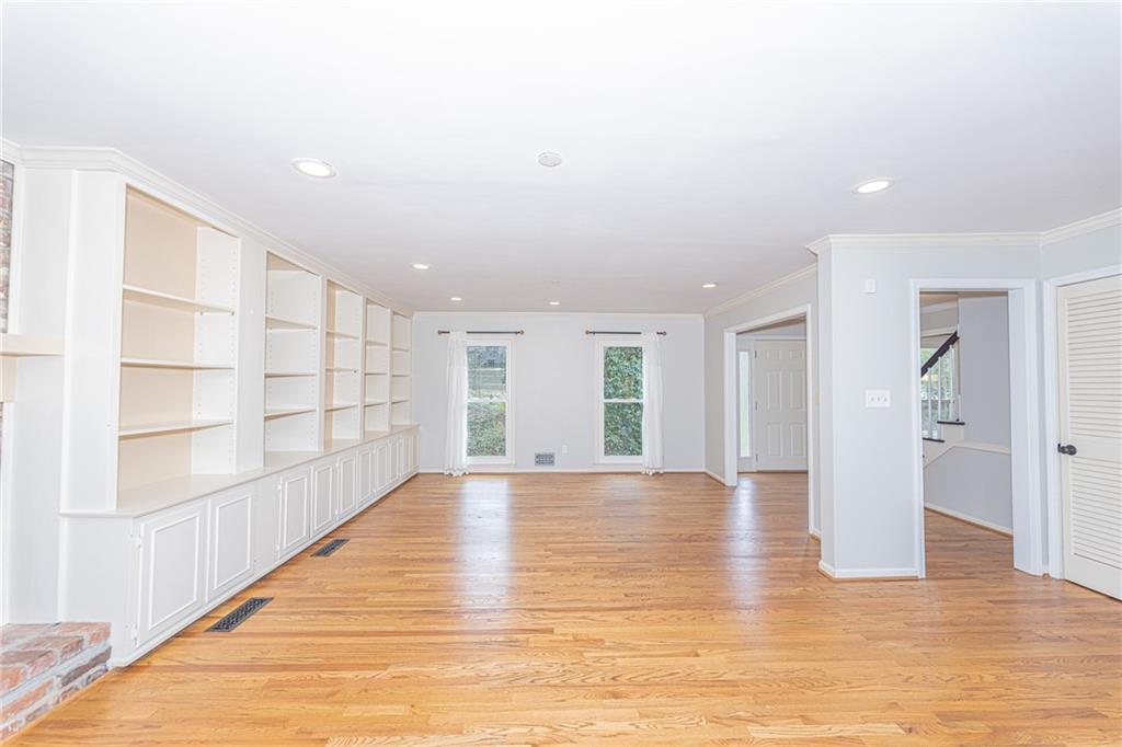 5184 Deering Trail