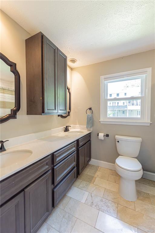 5184 Deering Trail
