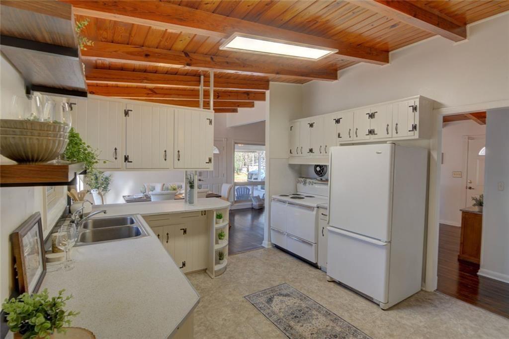 3206 Laventure Drive