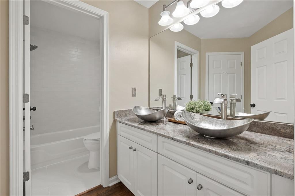 555 Rose Border Drive