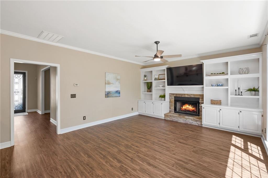 555 Rose Border Drive