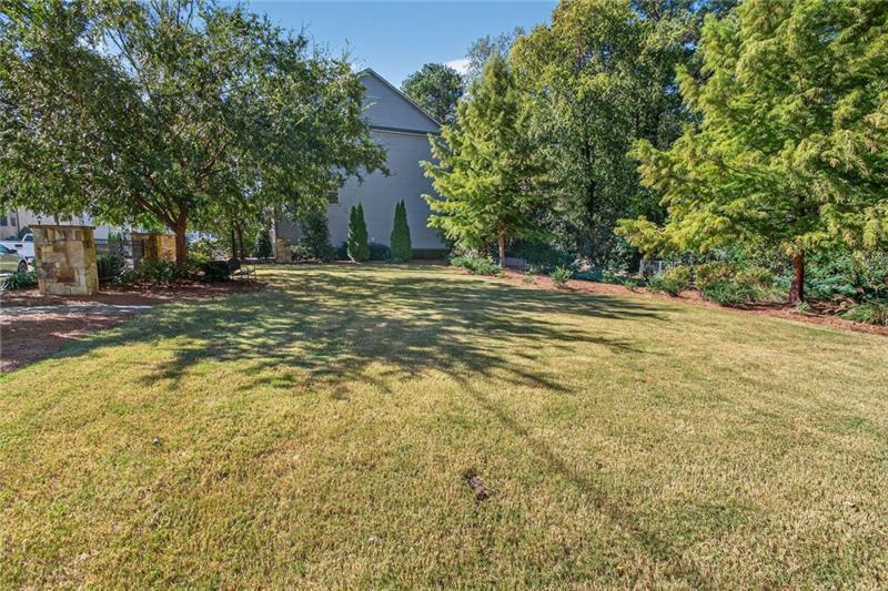 1956 Skyfall Circle NE