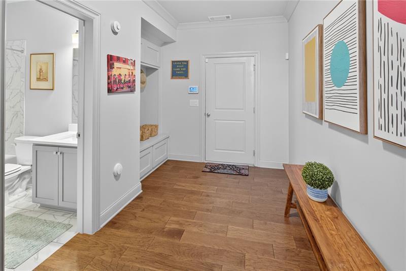 1956 Skyfall Circle NE