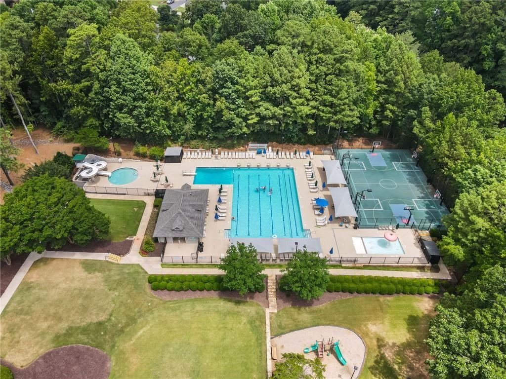 12215 Winding Oak Trail