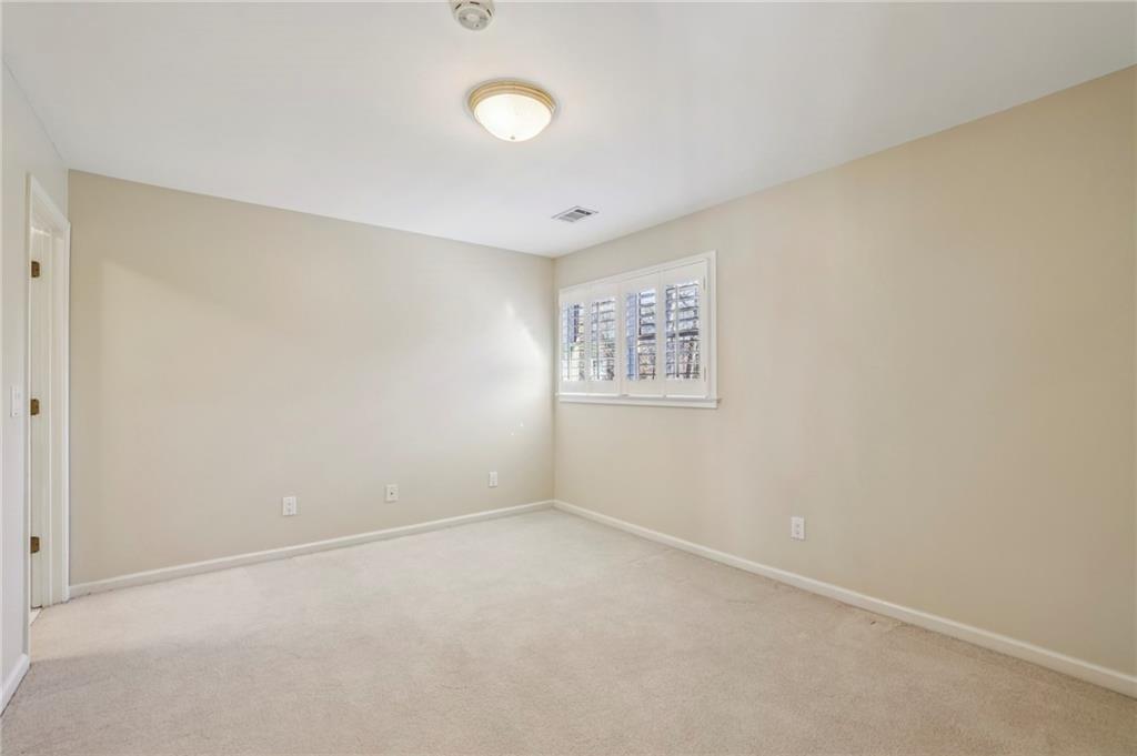 12215 Winding Oak Trail