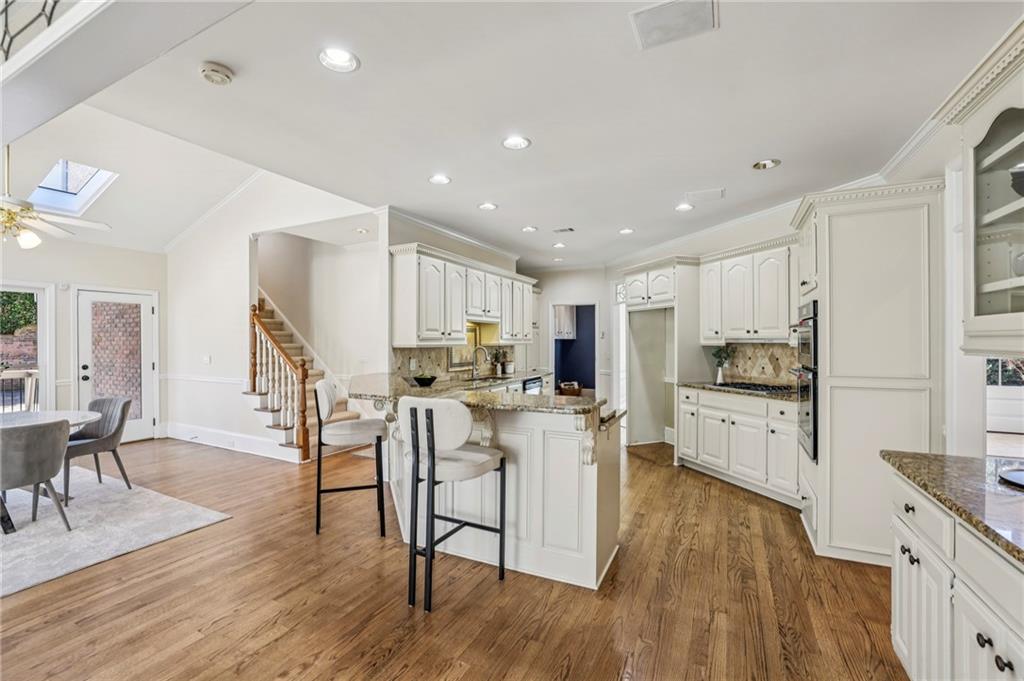 12215 Winding Oak Trail