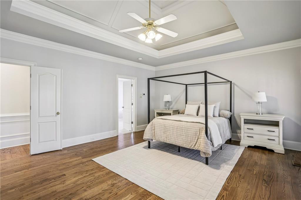 12215 Winding Oak Trail