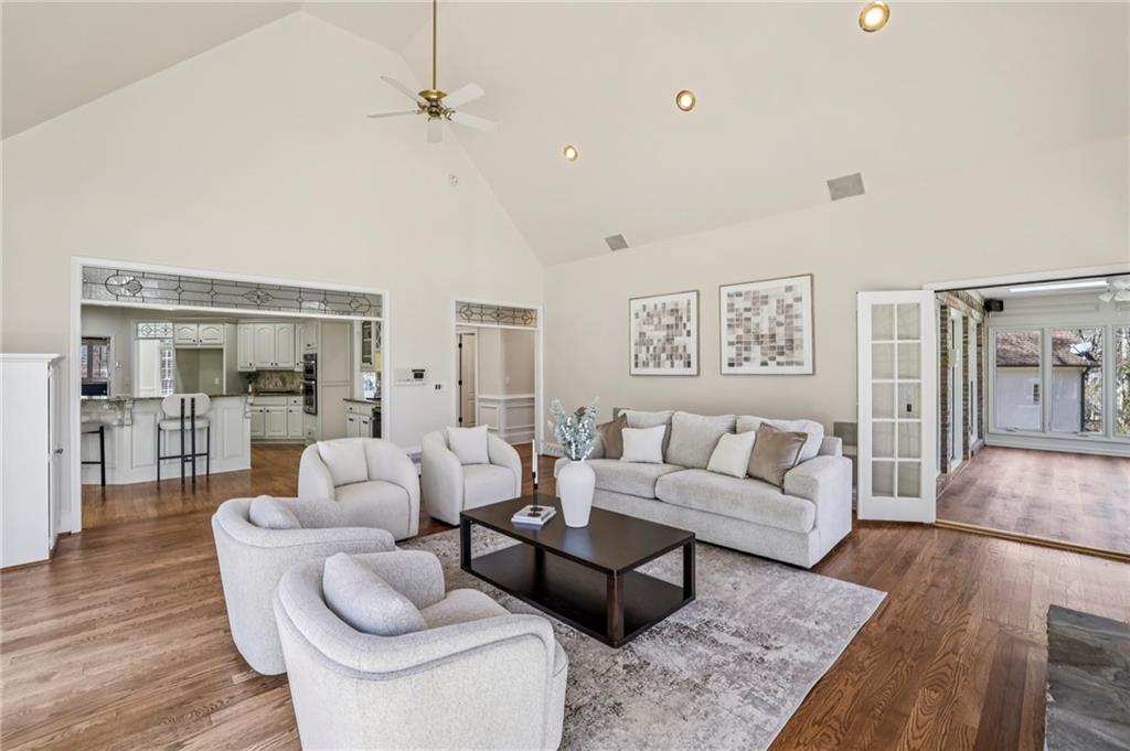 12215 Winding Oak Trail