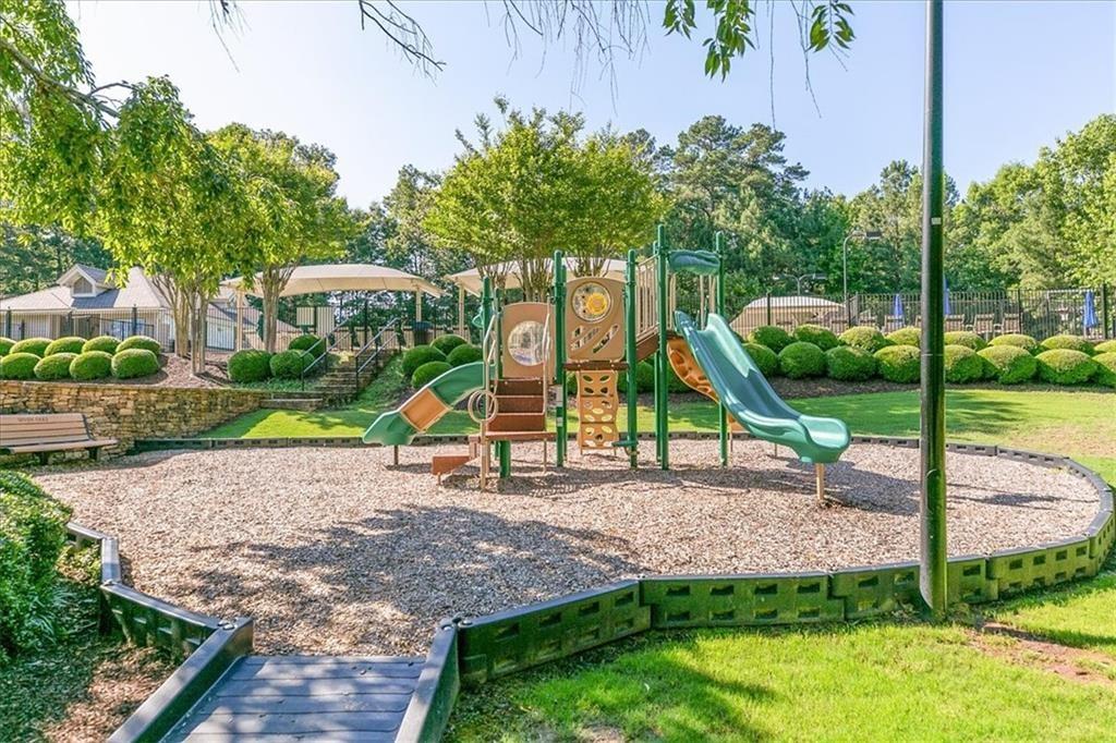 12215 Winding Oak Trail