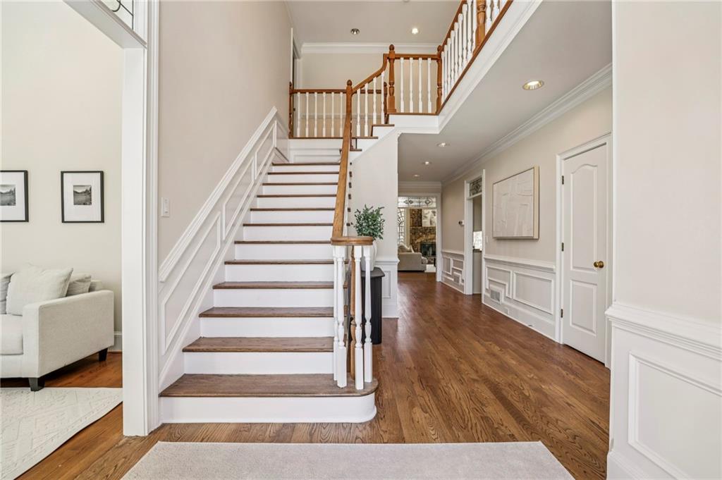 12215 Winding Oak Trail