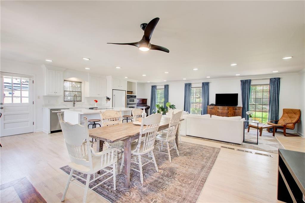 3911 Catalina Drive