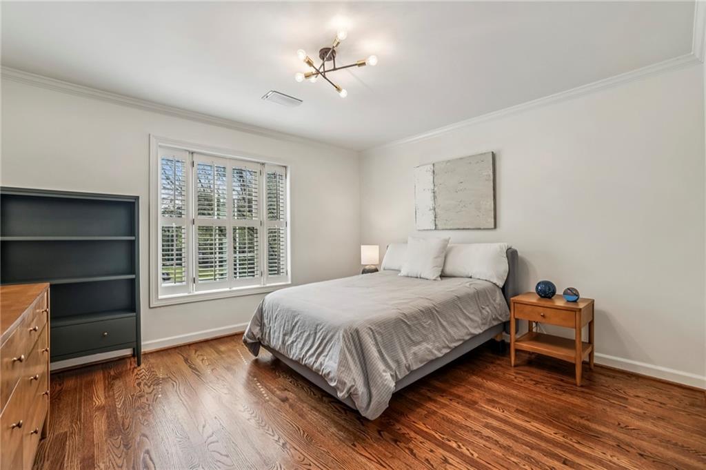 12090 Meadows Lane