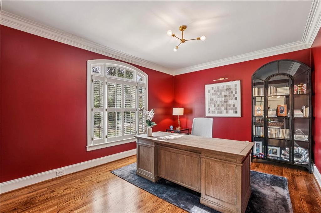 12090 Meadows Lane