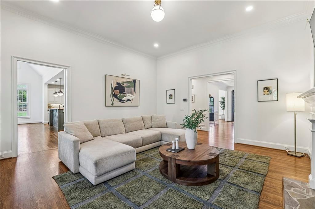 12090 Meadows Lane