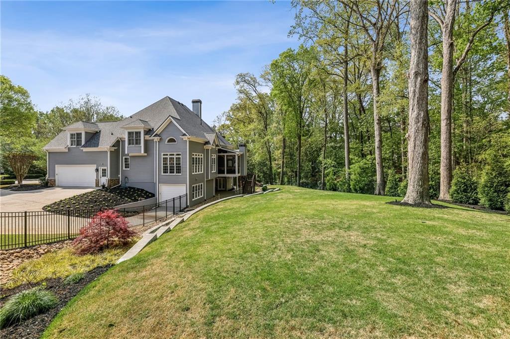 12090 Meadows Lane