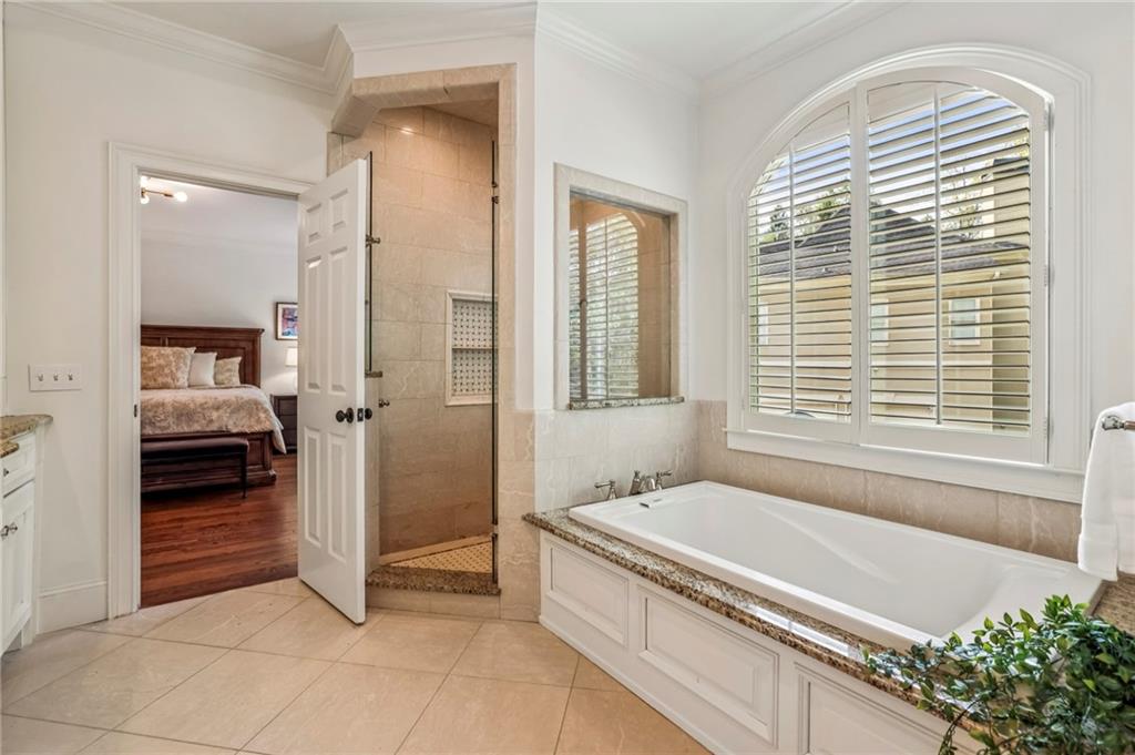 12090 Meadows Lane