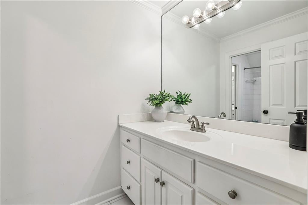 12090 Meadows Lane