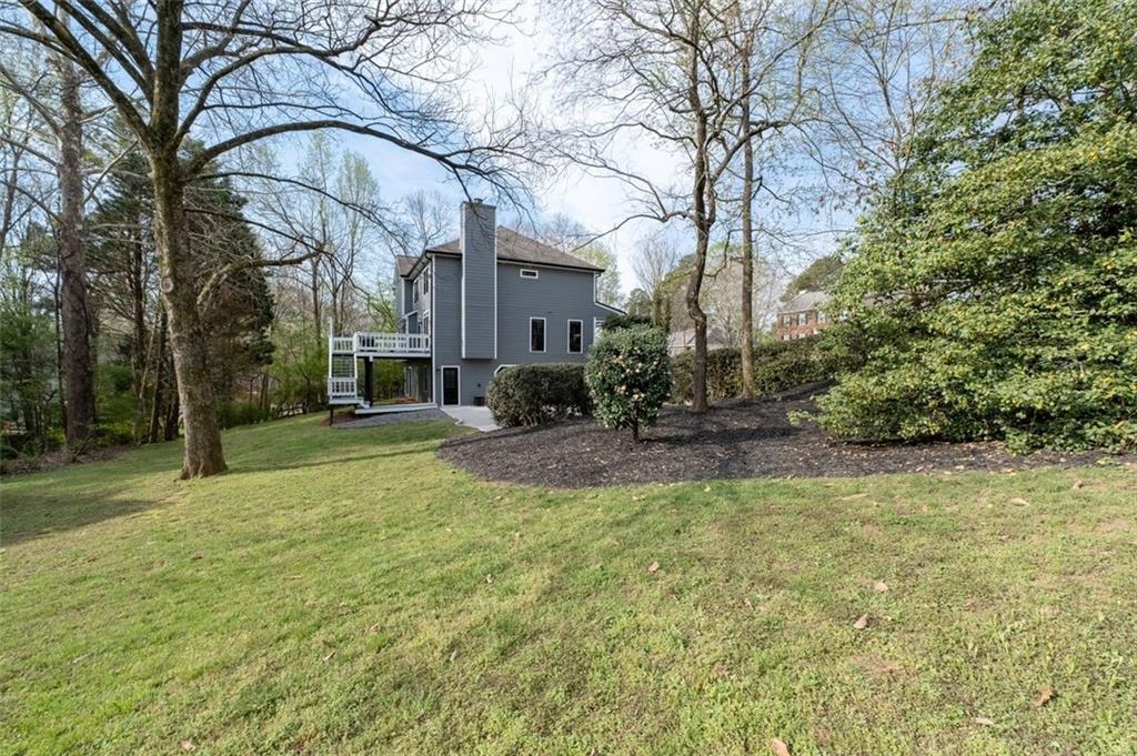4186 Riverhill Court NE
