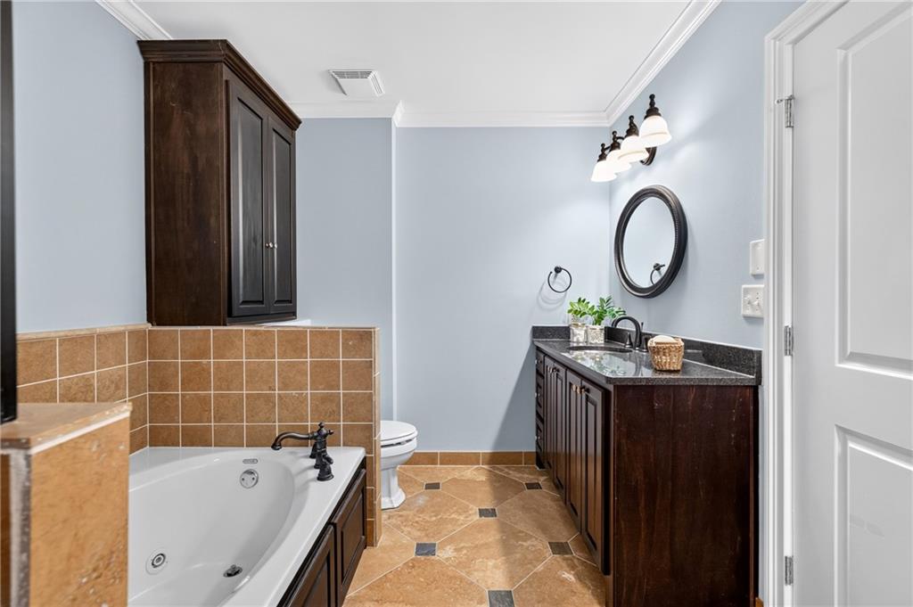 2277 Peachtree Road NE Unit 610