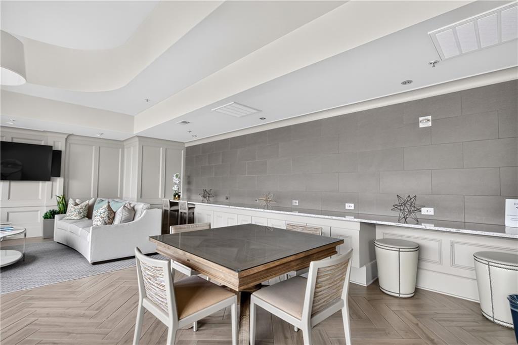 2277 Peachtree Road NE Unit 610