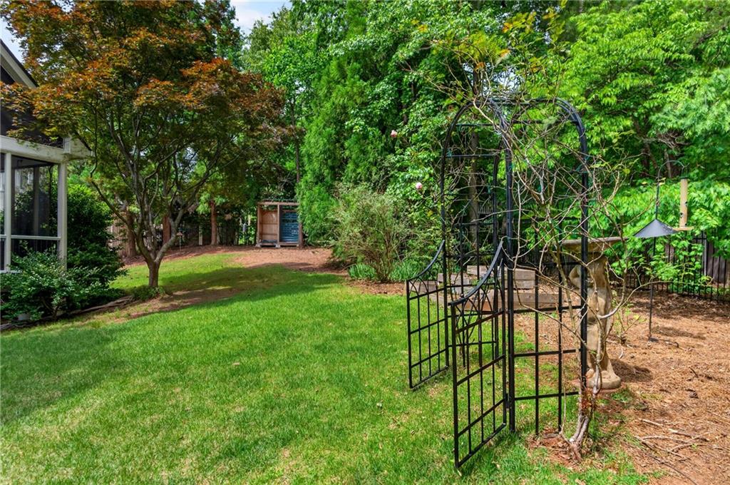 2612 Canopy Lane