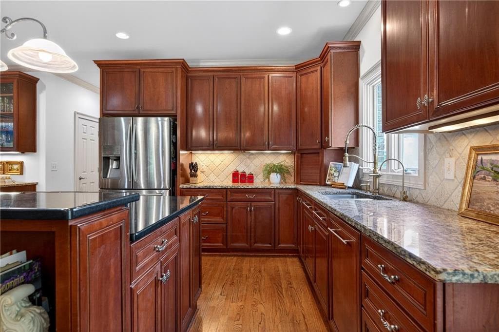 2612 Canopy Lane