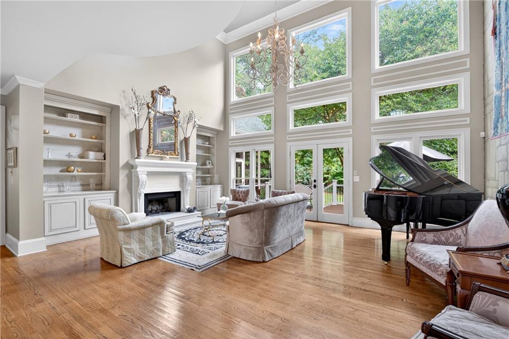 2612 Canopy Lane