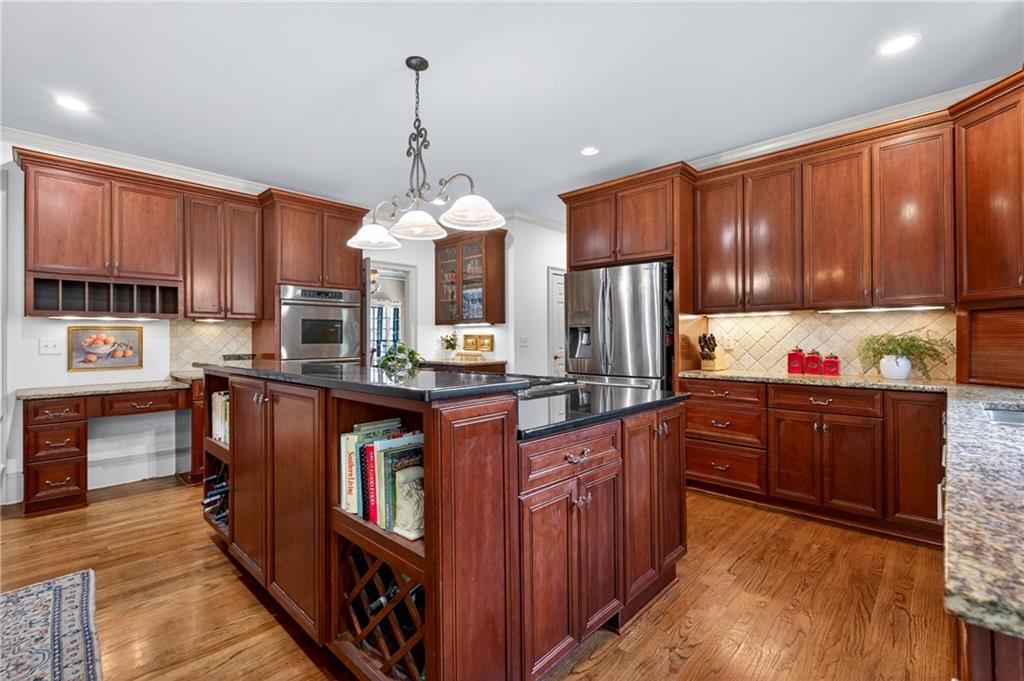 2612 Canopy Lane