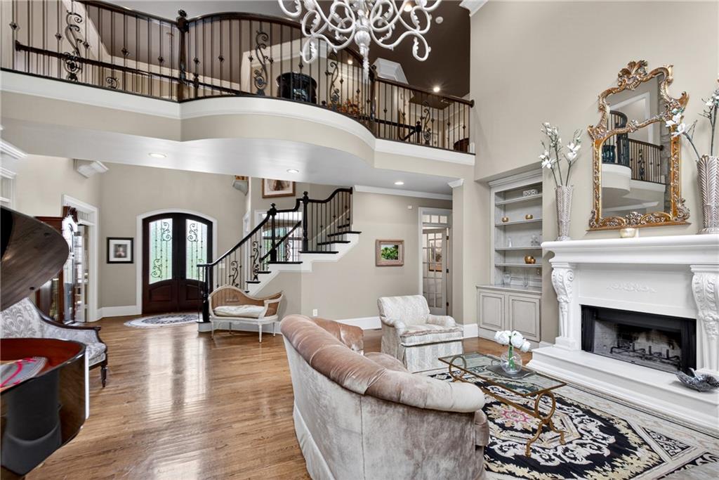 2612 Canopy Lane