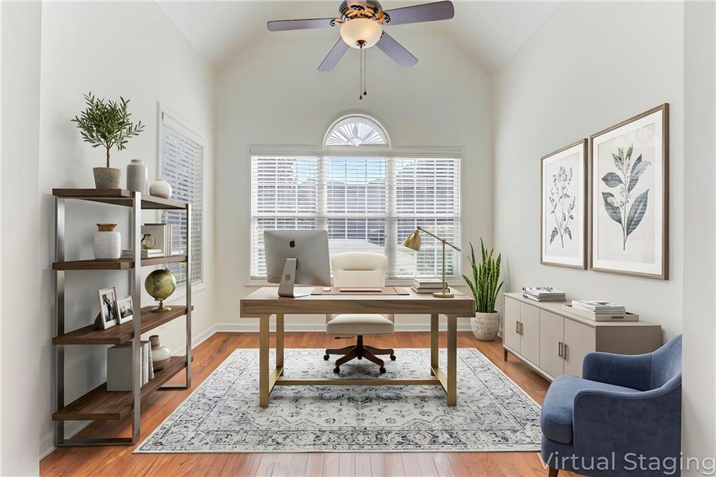 232 Glens Loop