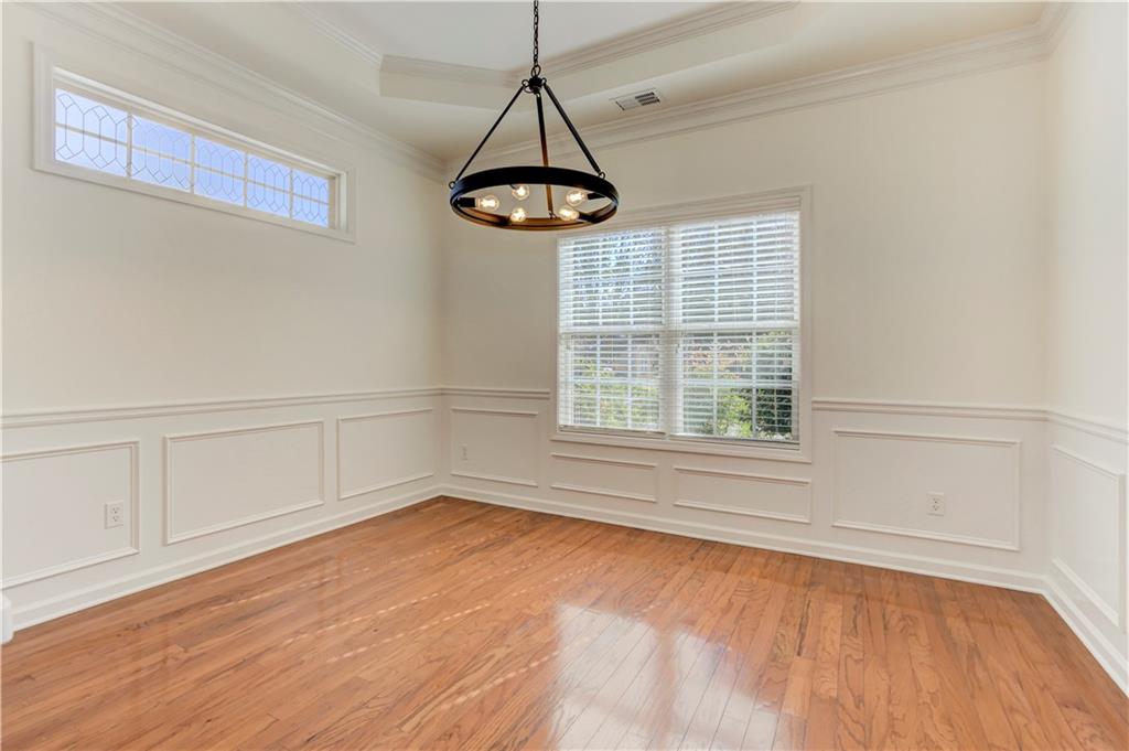 232 Glens Loop