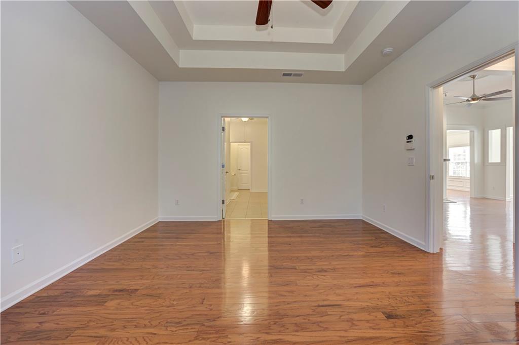 232 Glens Loop