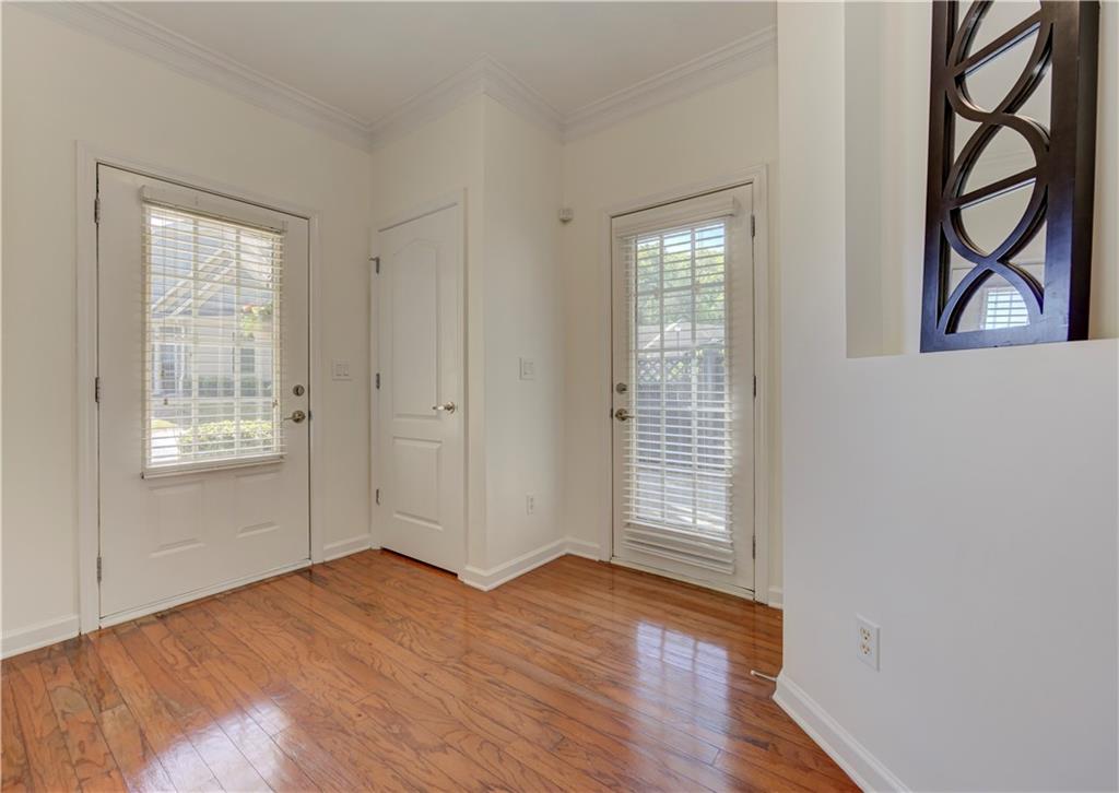 232 Glens Loop