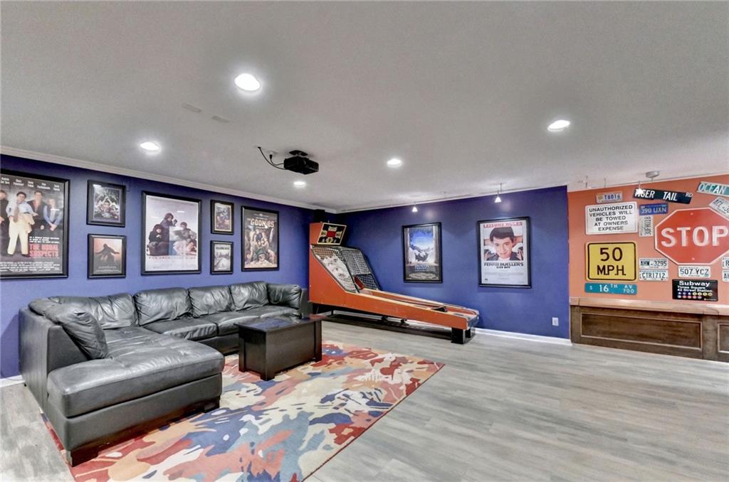 10100 Twingate Drive