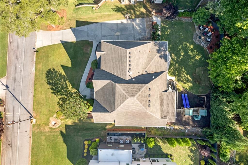 2248 Oakawana Drive NE