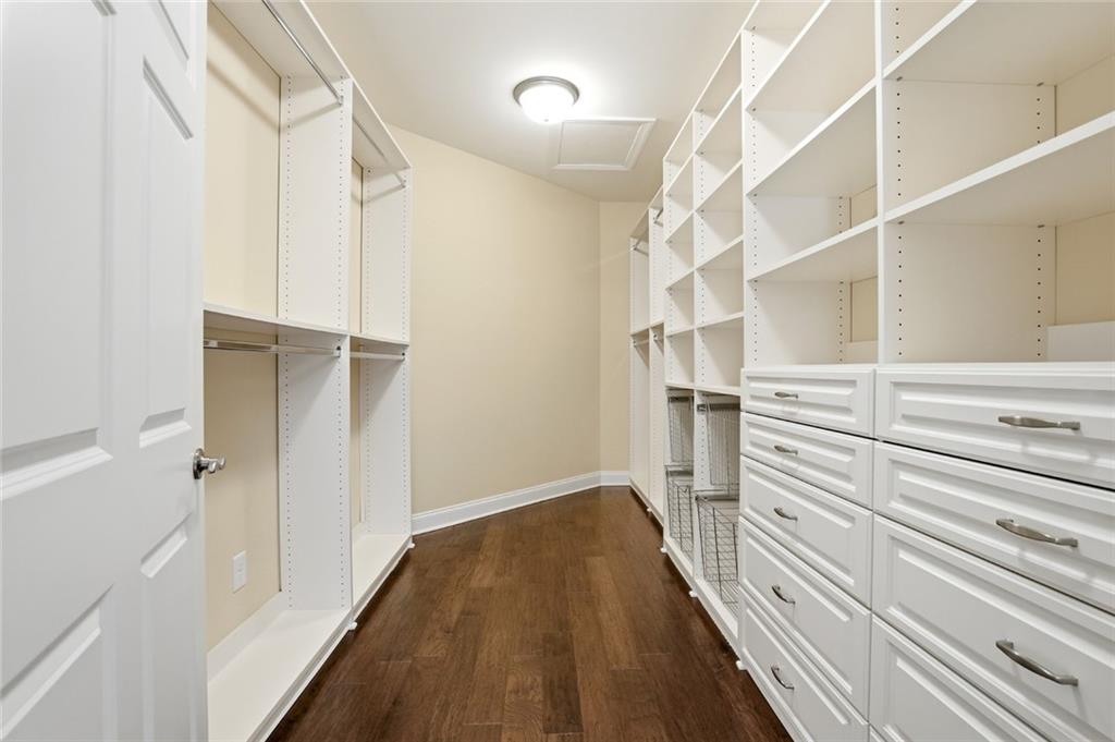 6144 Brookhaven Circle